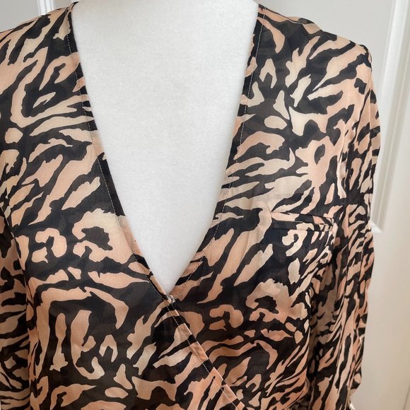 Tiger-print Silk-chiffon Wrap Blouse from FLEUR DU MAL - Picture 4 of 10